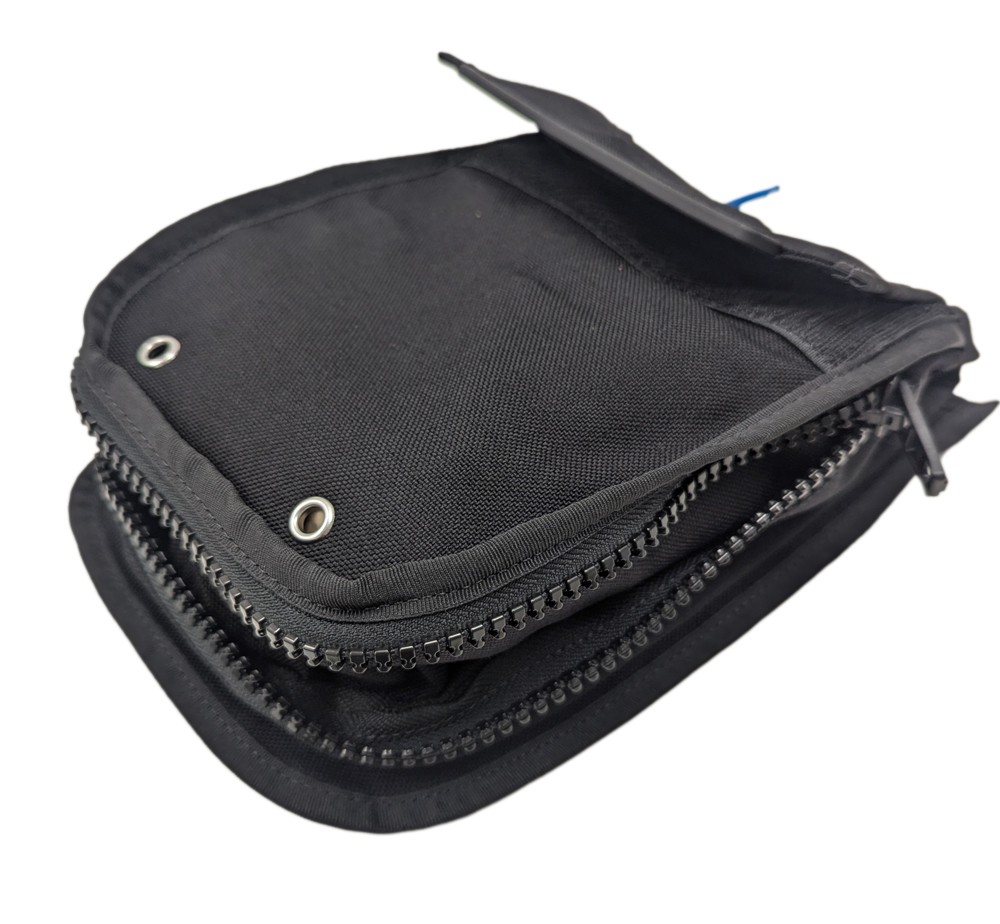 BARE Sports LOMME Tech/Data Pocket with Flap Zip