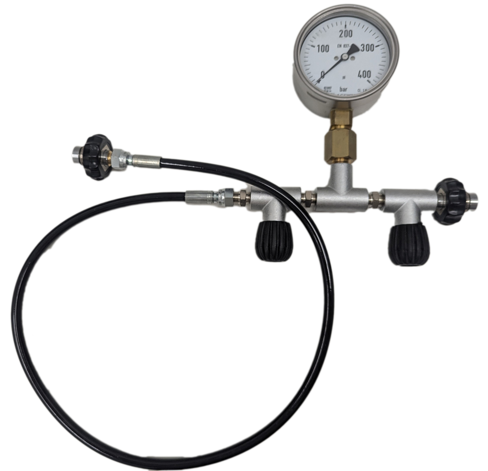  DEKANTERINGSSLANGE 130CM DIN200/300 + Ø100 MANOMETER